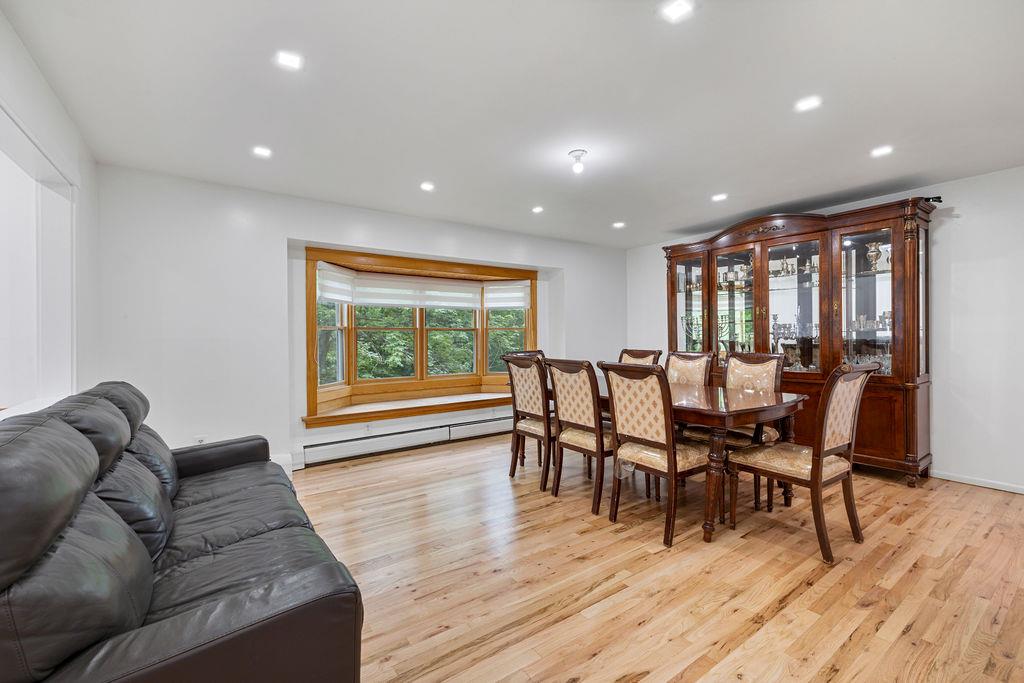 10 Karow Court, Monsey, NY 10952