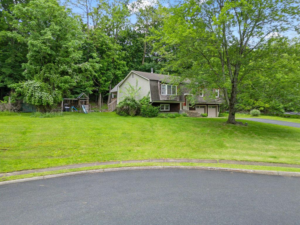 10 Karow Court, Monsey, NY 10952