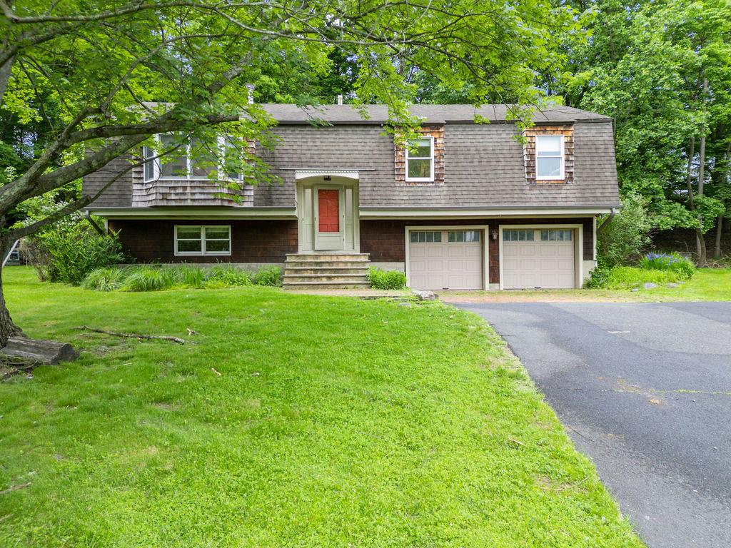10 Karow Court, Monsey, NY 10952
