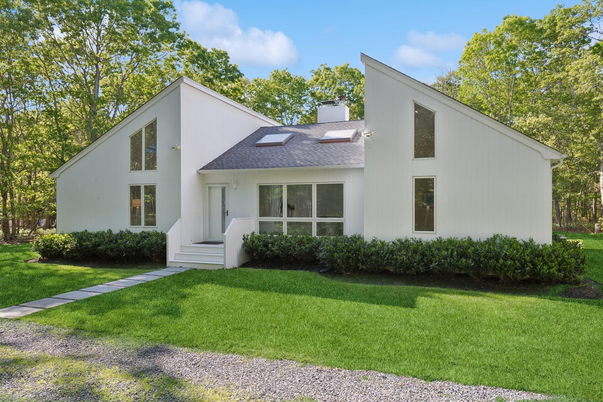 108 Merchants, Sagaponack, NY 11962