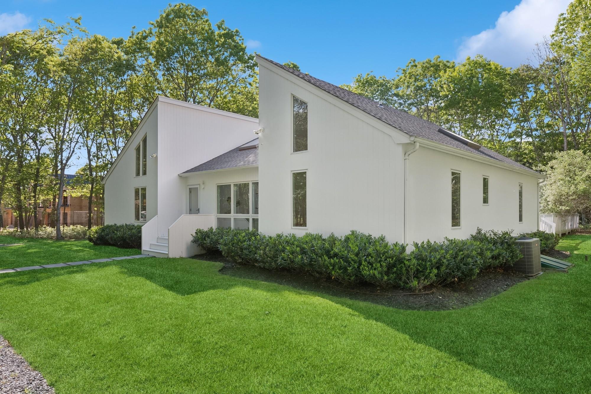 108 Merchants, Sagaponack, NY 11962