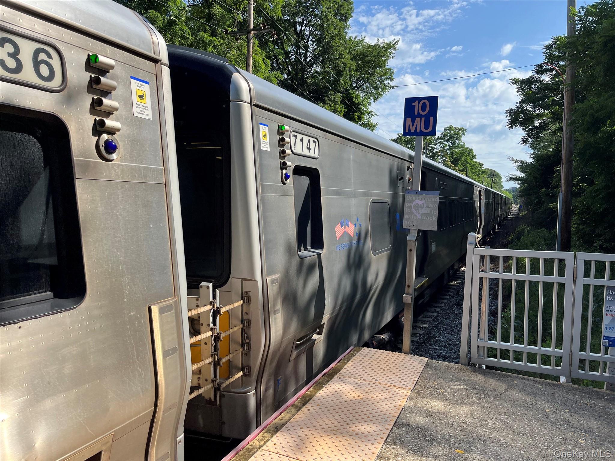 54-40 Little Neck Parkway # 4A, Little Neck, NY 11362