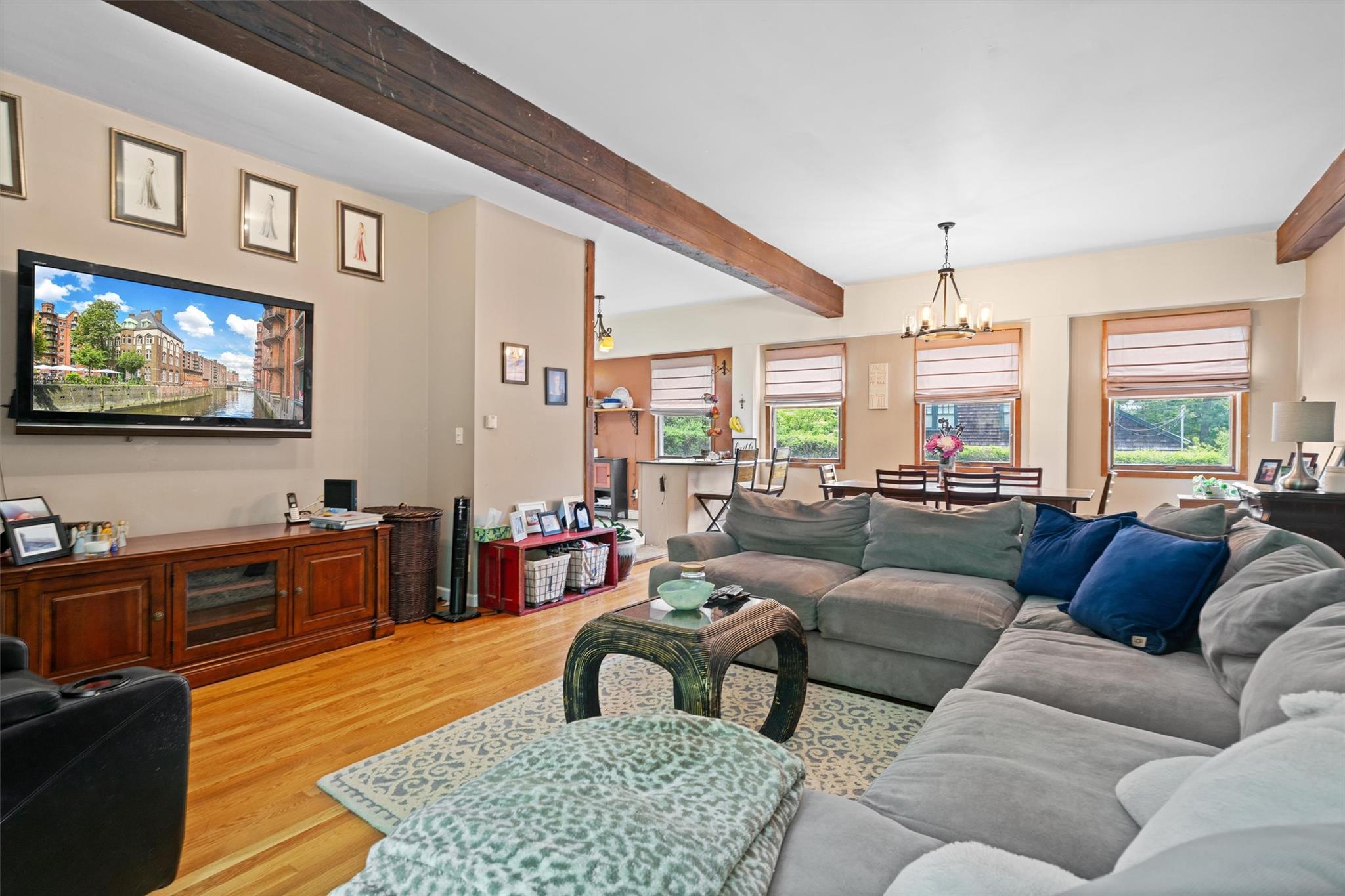 75 Clubhouse Road, Tuxedo Park, NY 10987