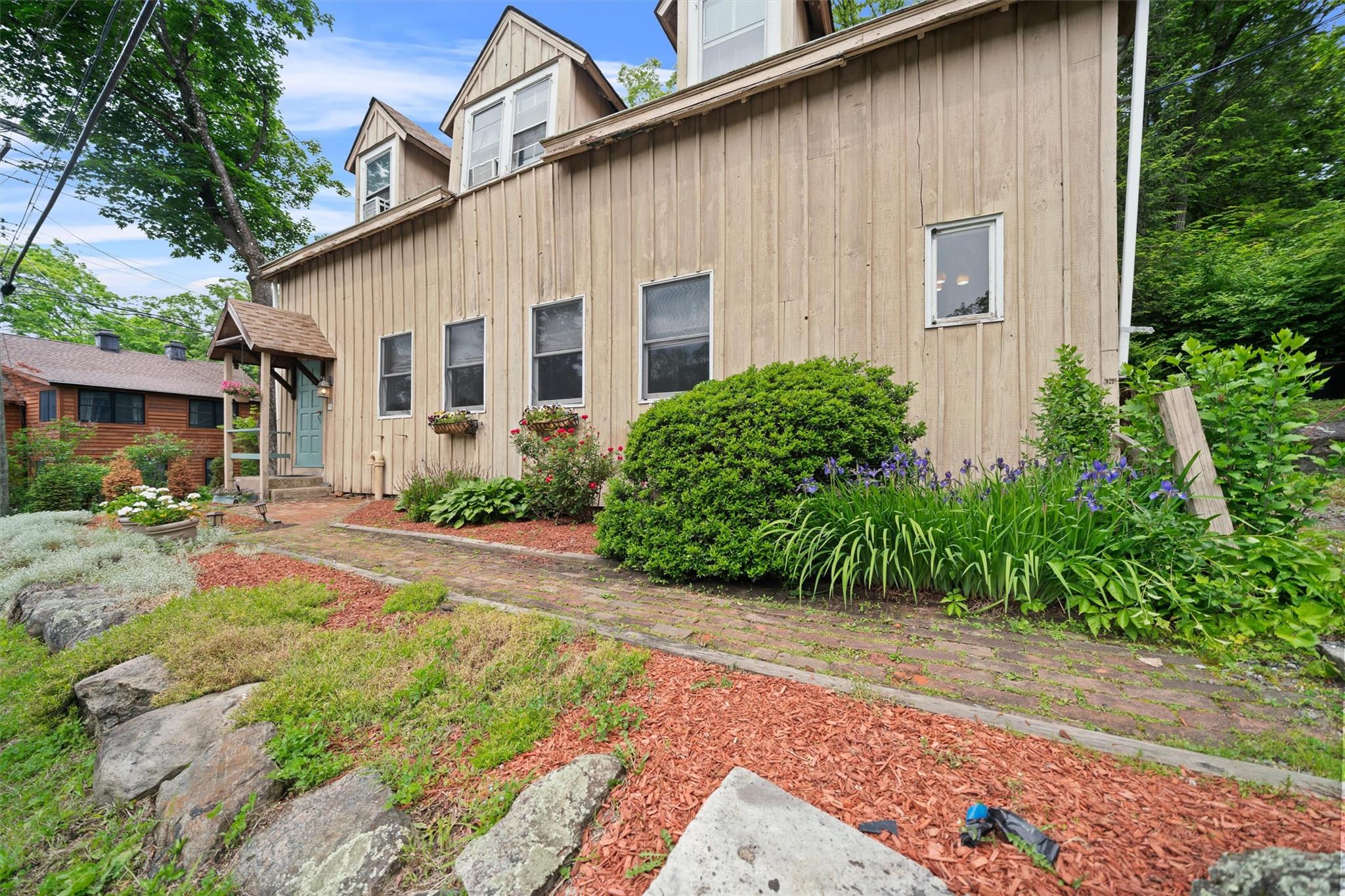 75 Clubhouse Road, Tuxedo Park, NY 10987