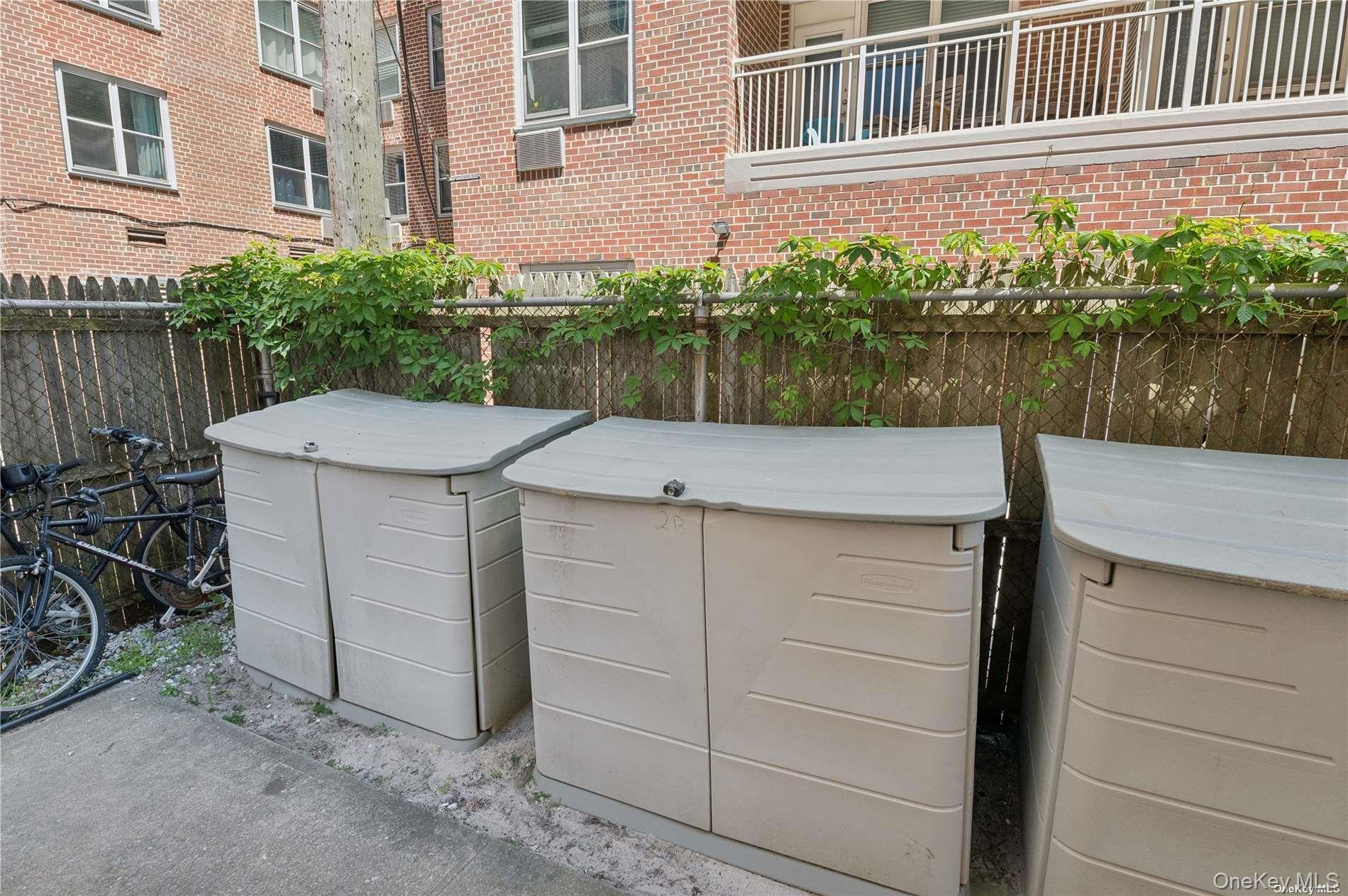 425 Shore Rd # 2B, Long Beach, NY 11561