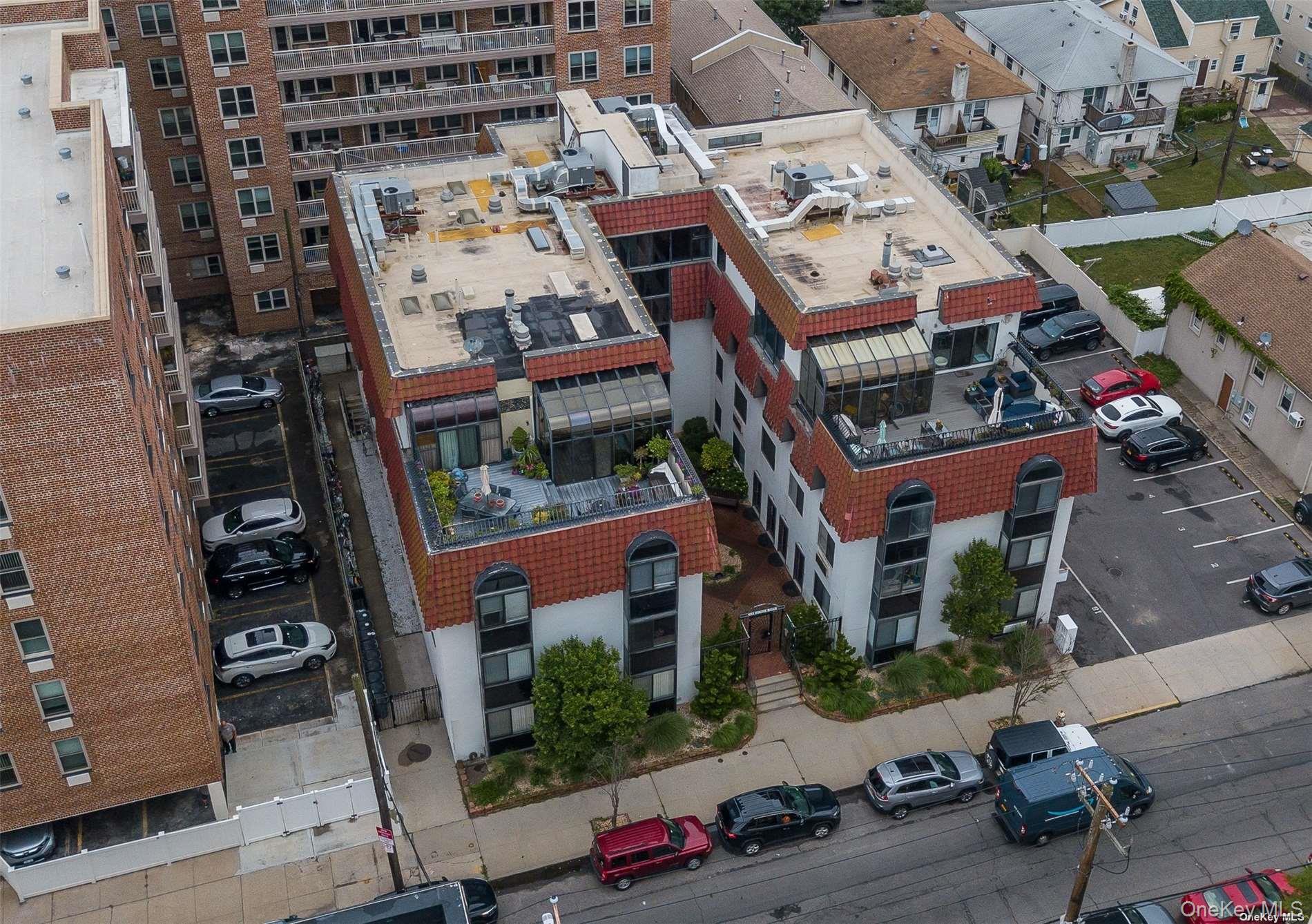 425 Shore Rd # 2B, Long Beach, NY 11561