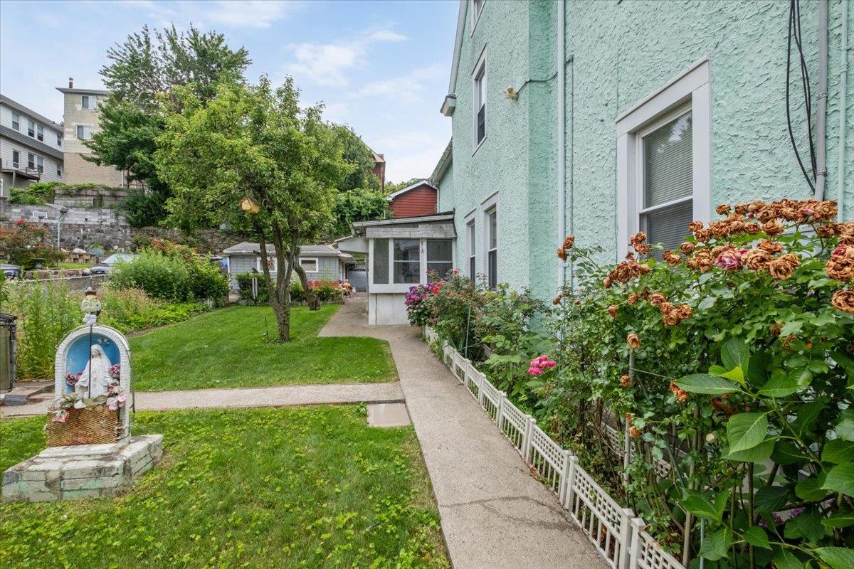 102 Burhans Avenue, Yonkers, NY 10701
