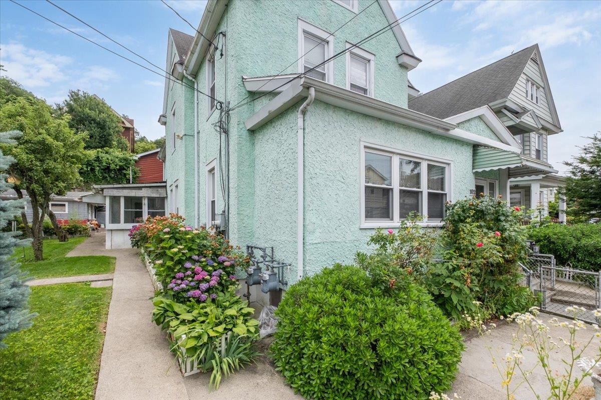 102 Burhans Avenue, Yonkers, NY 10701