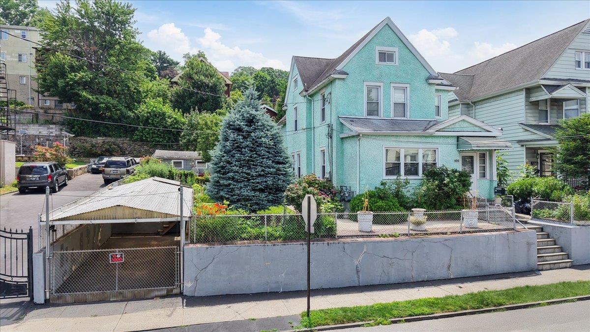 102 Burhans Avenue, Yonkers, NY 10701