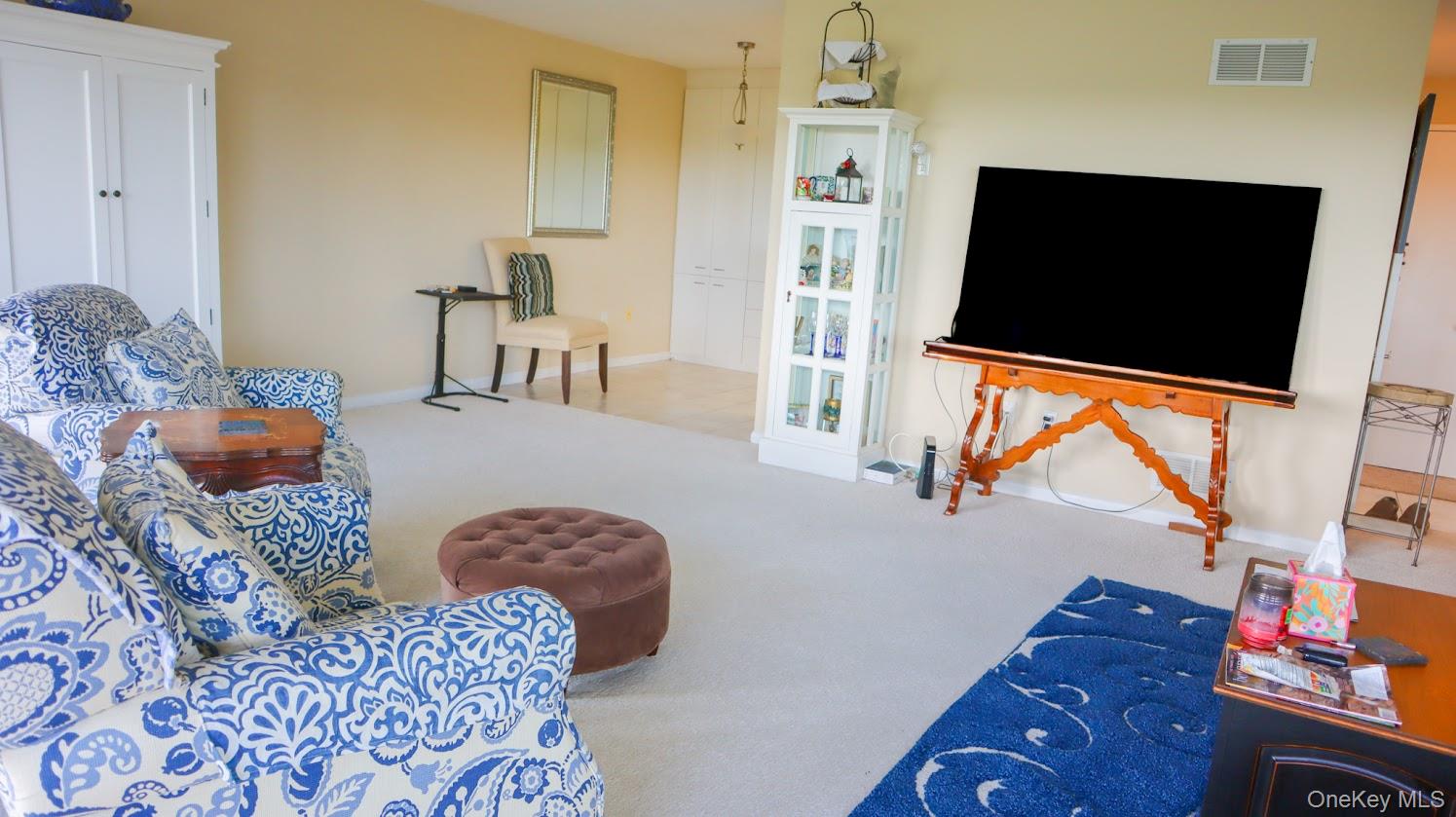 200 High Point Drive # 302, Hartsdale, NY 10530