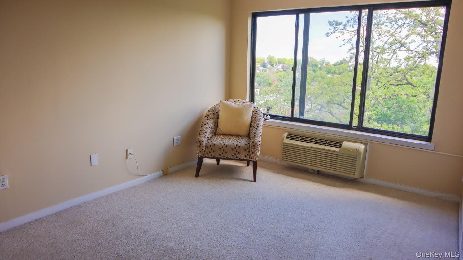 200 High Point Drive # 302, Hartsdale, NY 10530