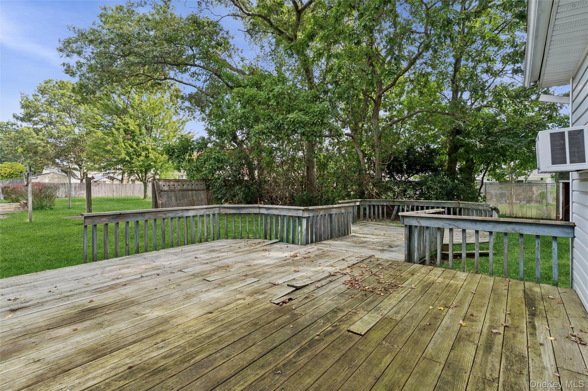 183 Ballad Circle, Holbrook, NY 11741