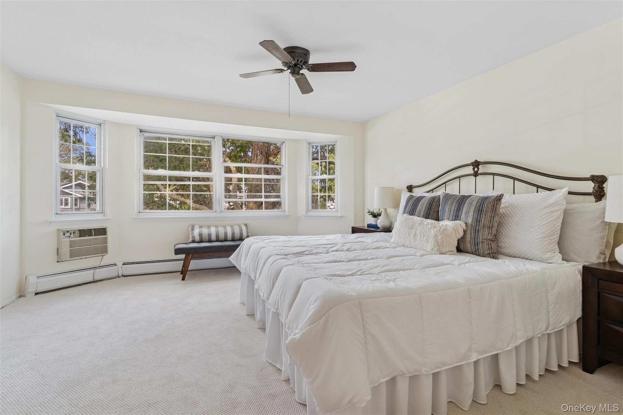 183 Ballad Circle, Holbrook, NY 11741