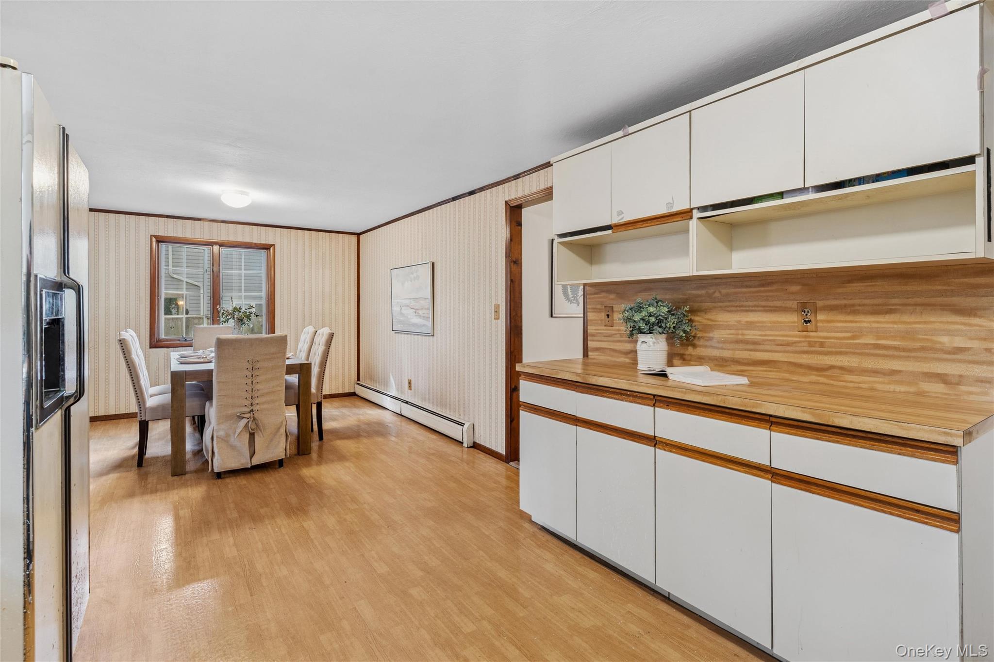 183 Ballad Circle, Holbrook, NY 11741