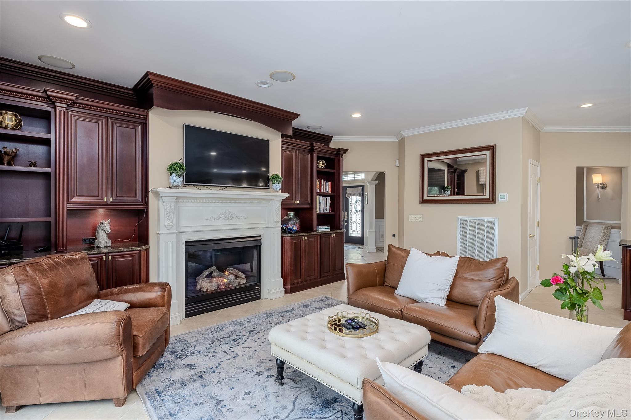 67 Hamlet Drive, Mount Sinai, NY 11766