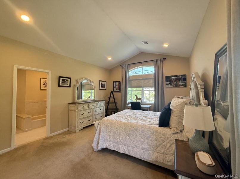 67 Hamlet Drive, Mount Sinai, NY 11766