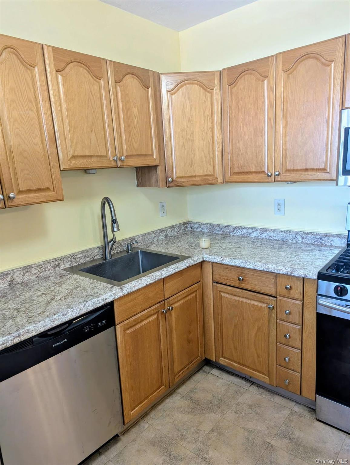 325 King Street # 6j, Port Chester, NY 10573