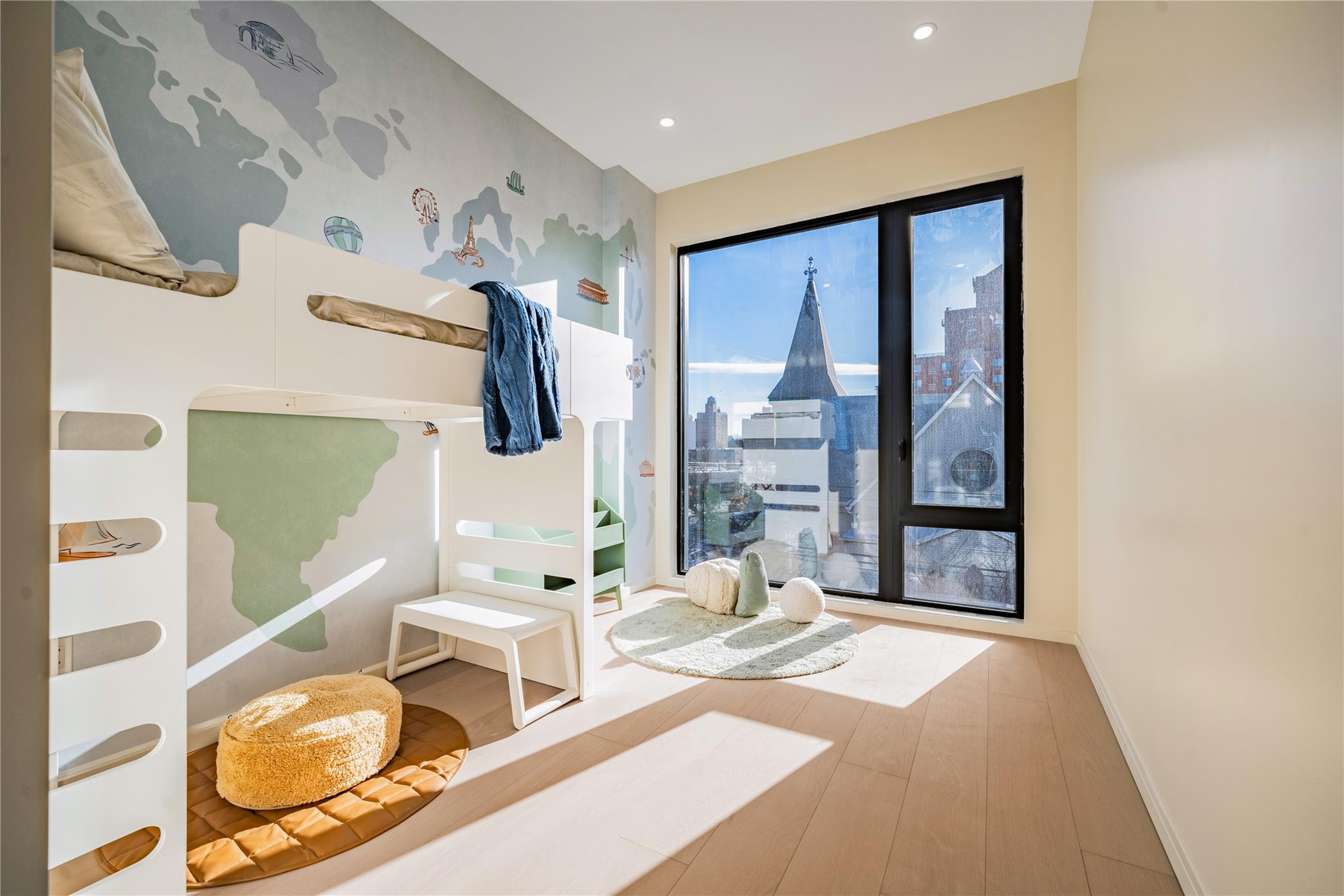 31-16 21st Street # 5E, Astoria, NY 11106