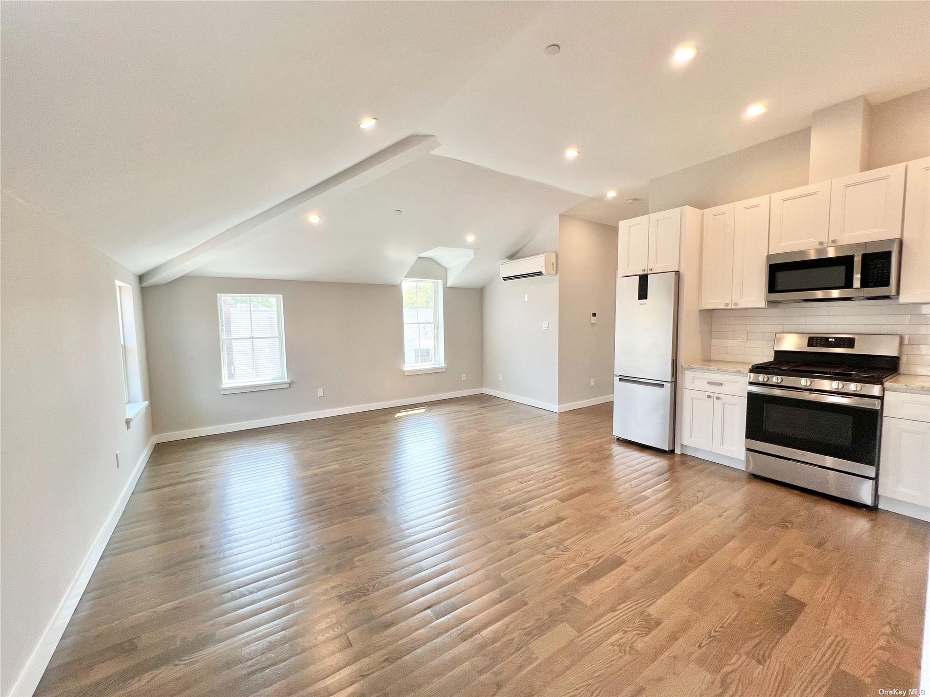 56-75 136th Street # 3B, Flushing, NY 11354