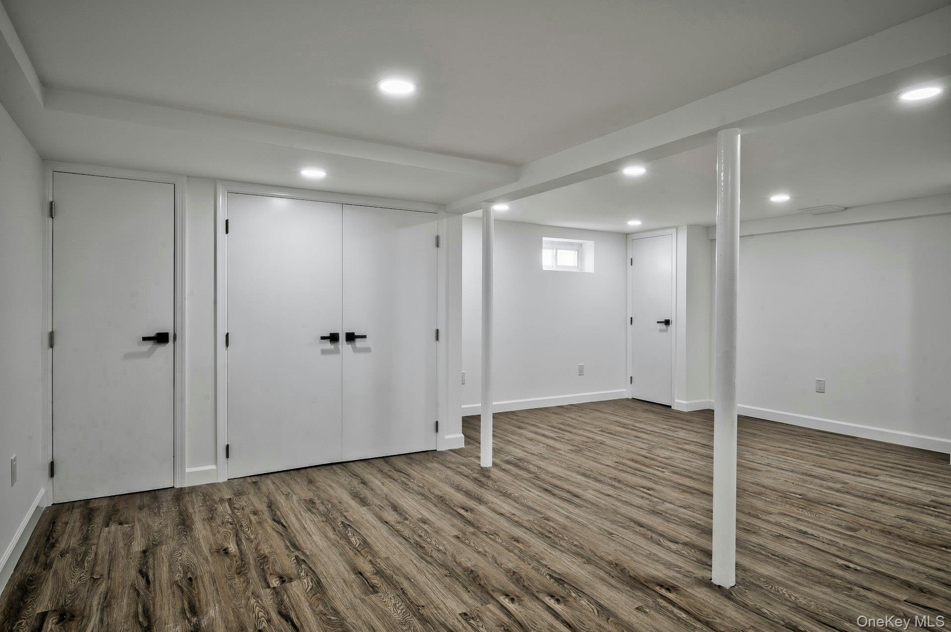 646 Evelyn Ave Avenue, East Meadow, NY 11554