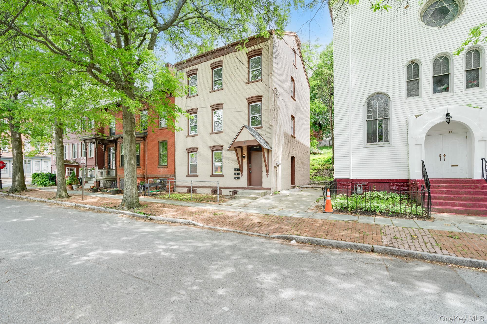 37 S Bridge Street # 3, Poughkeepsie, NY 12601