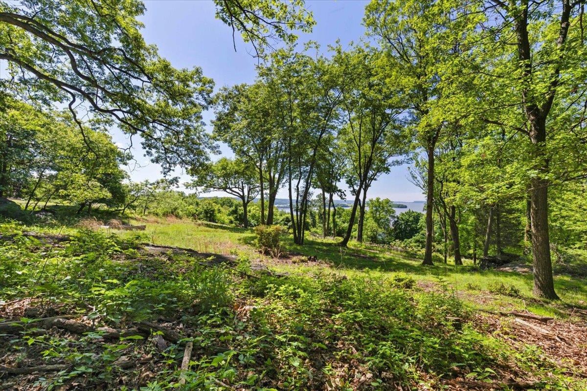 8 Prickly Pear Hill Road, Croton-on-Hudson, NY 10520