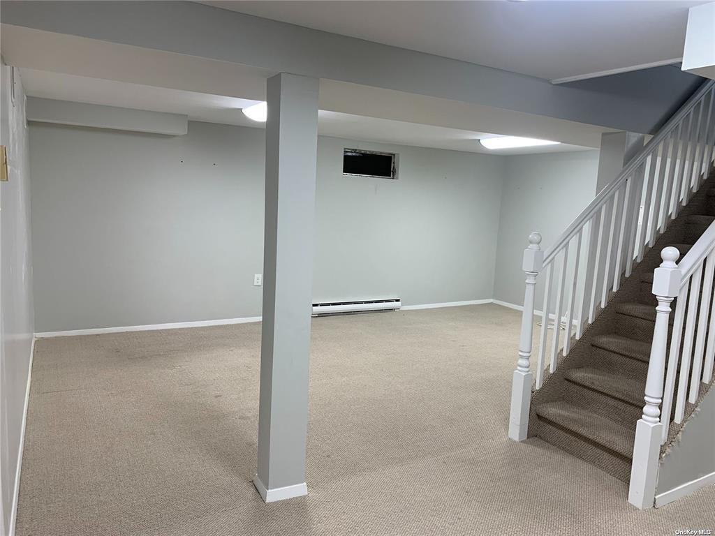 220 Central Park Road, Plainview, NY 11803