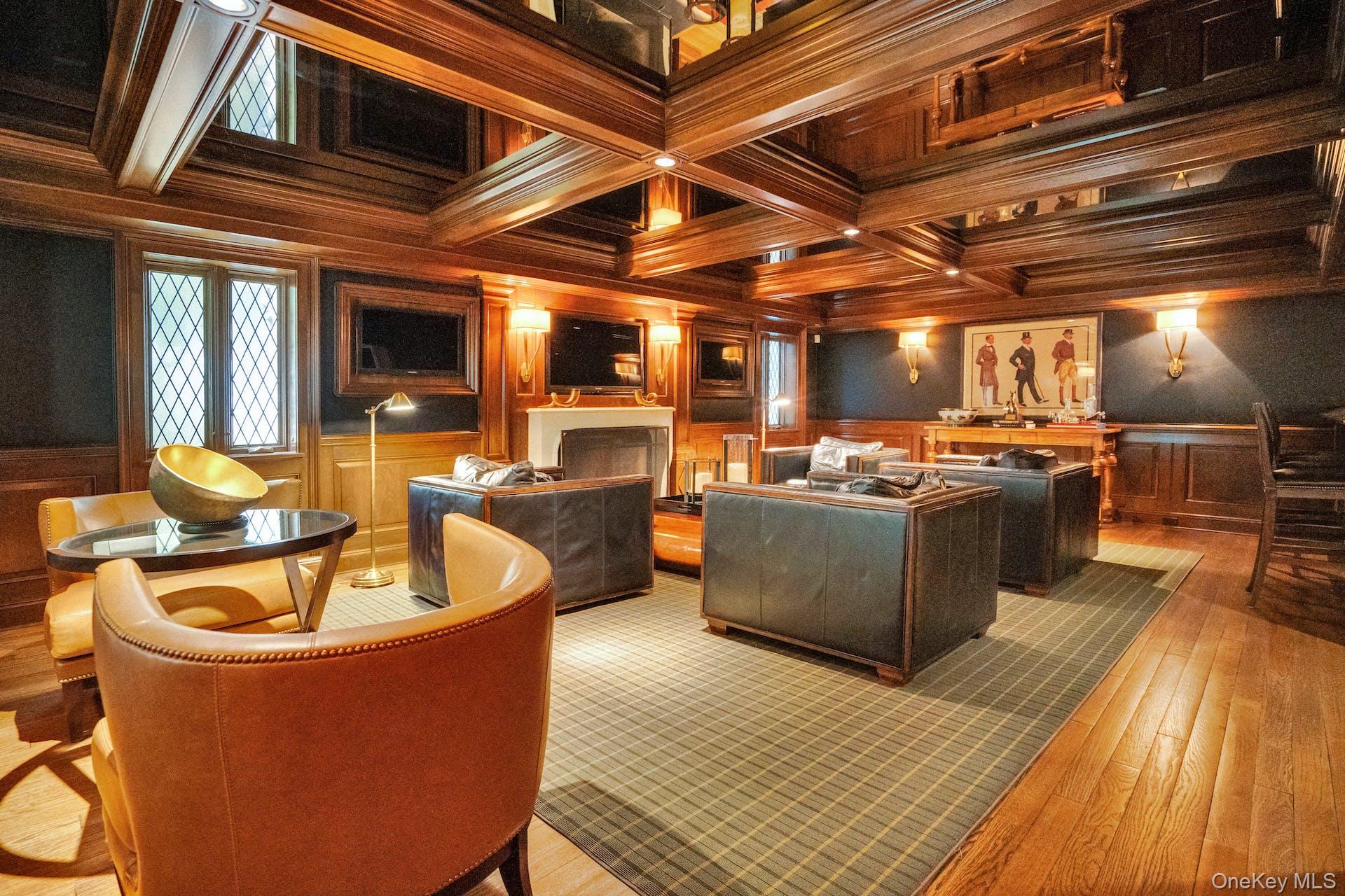 191 Elderfields Road, Manhasset, NY 11030