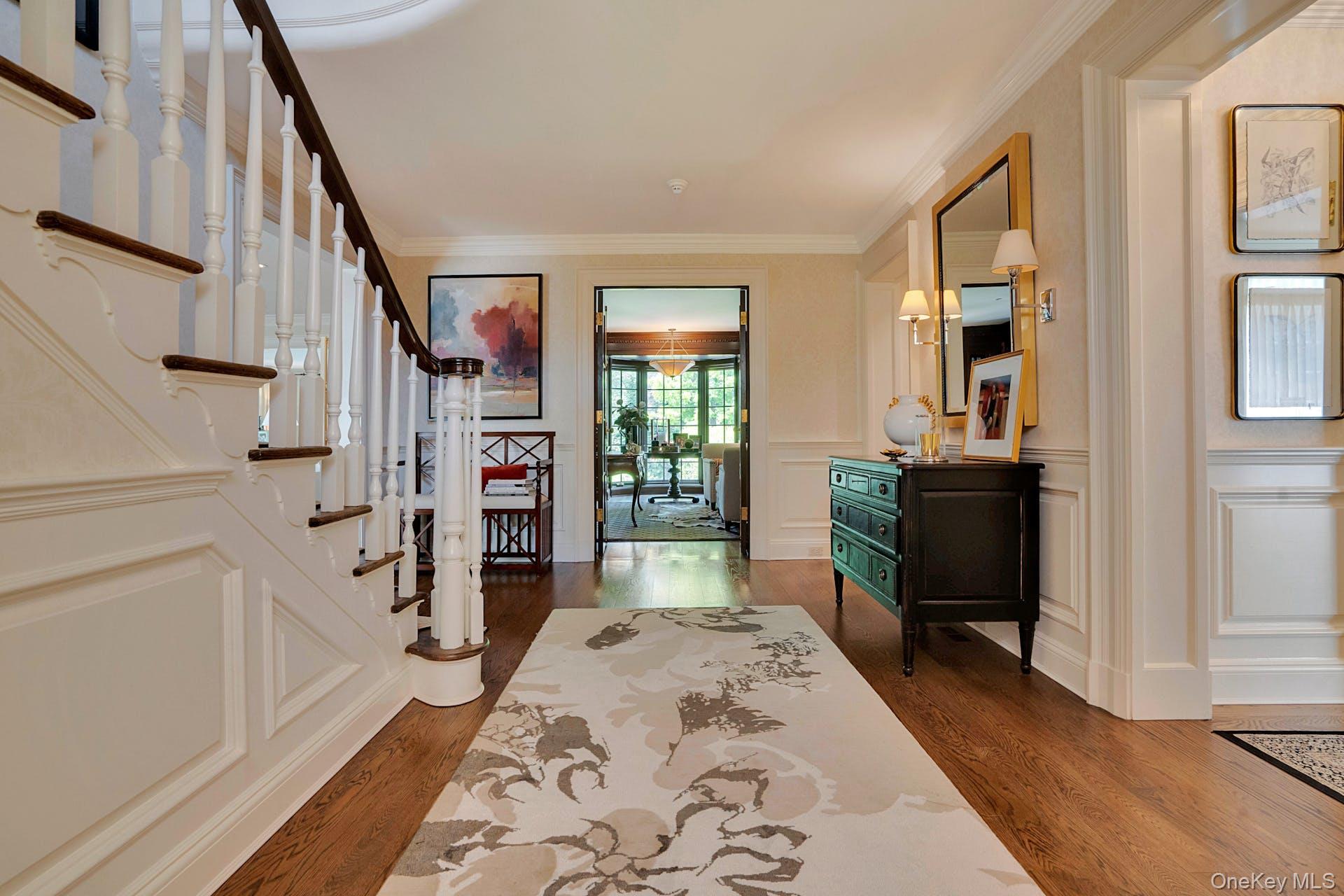 191 Elderfields Road, Manhasset, NY 11030