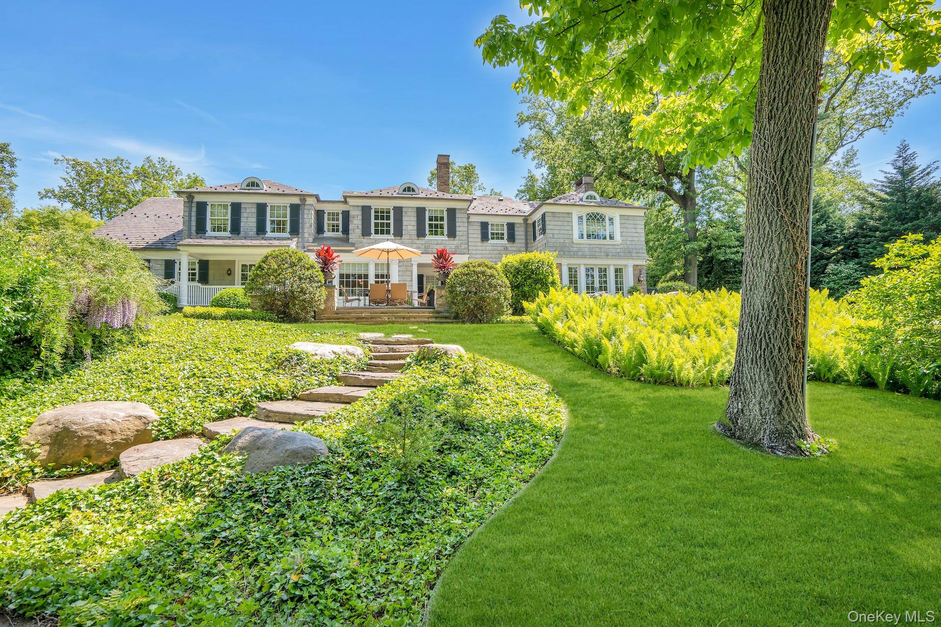 191 Elderfields Road, Manhasset, NY 11030