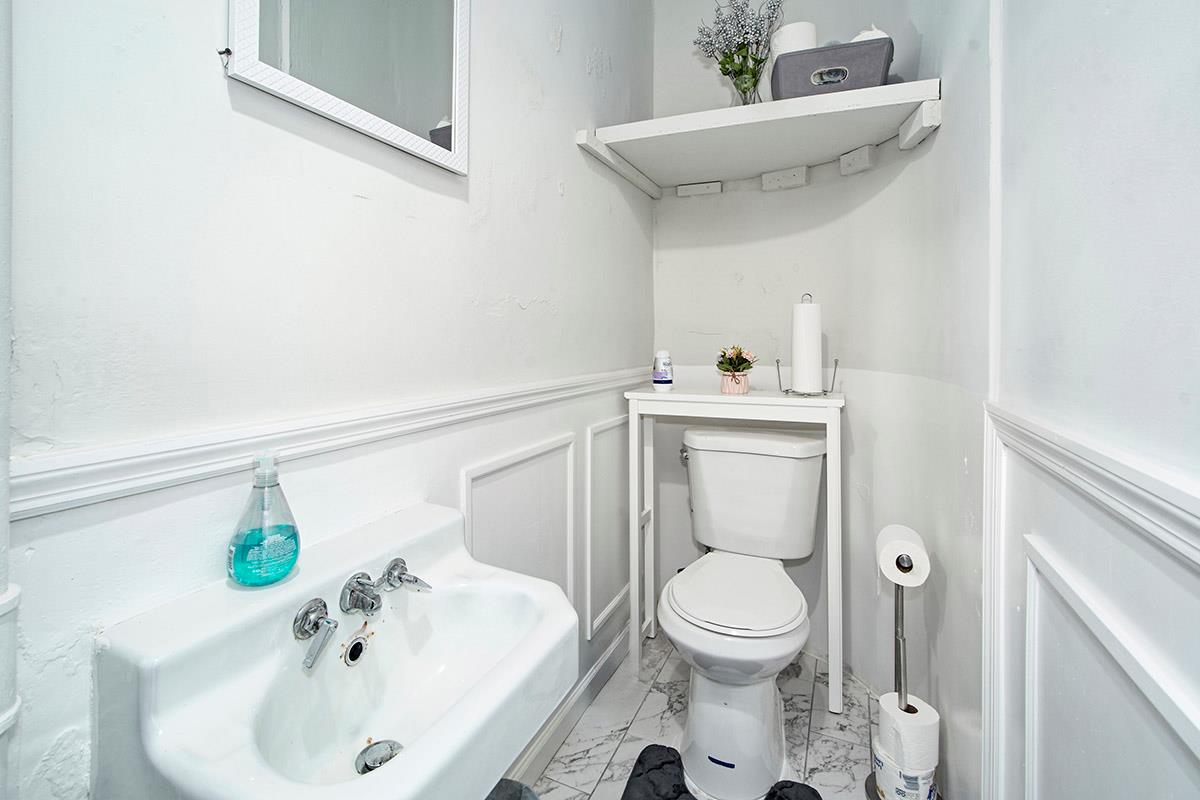 3243 Ampere Avenue, Bronx, NY 10465