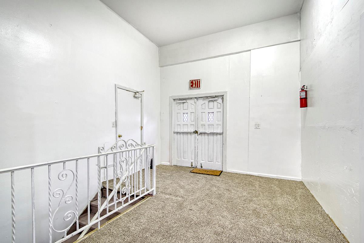 3243 Ampere Avenue, Bronx, NY 10465