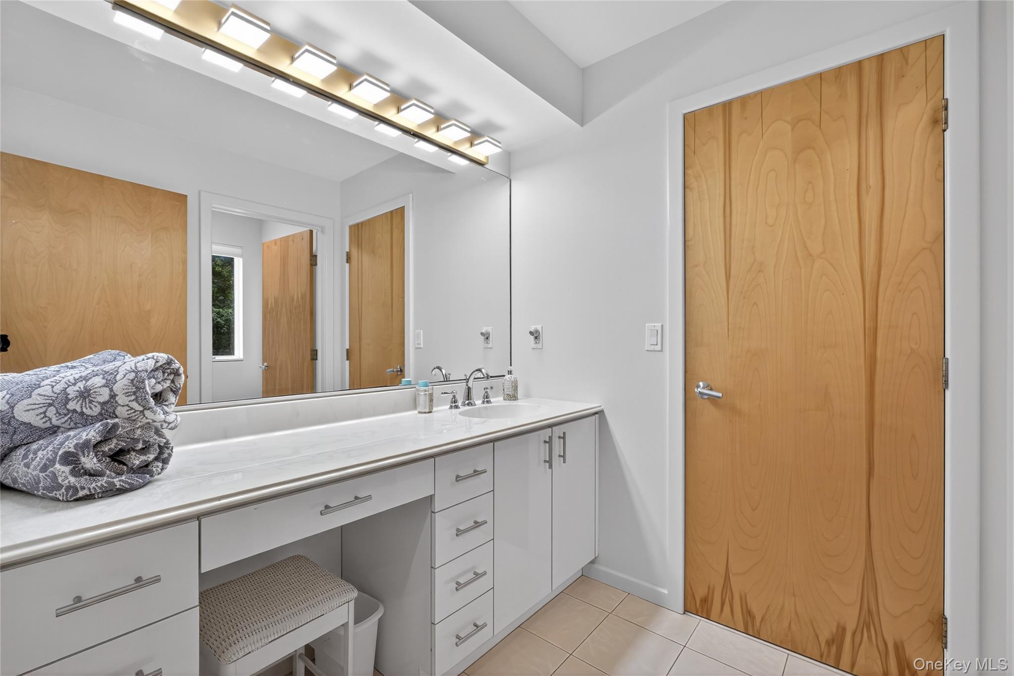 109 Sleight Plass Road, Poughkeepsie, NY 12603