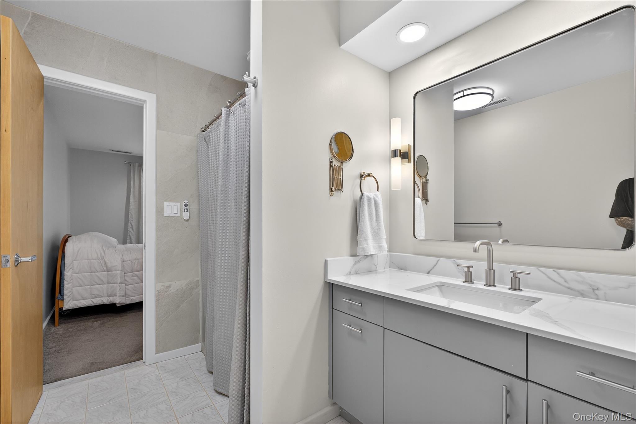 109 Sleight Plass Road, Poughkeepsie, NY 12603