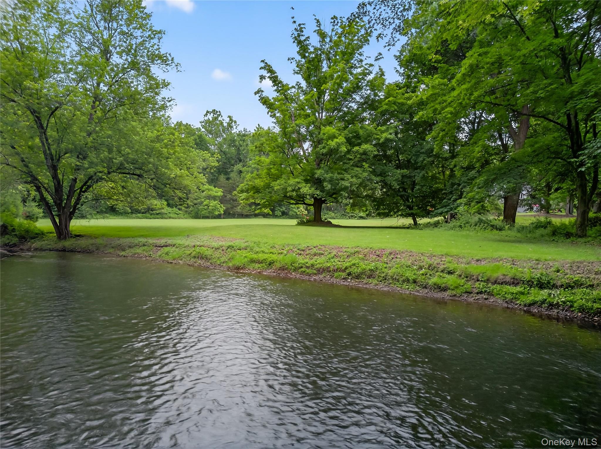 109 Sleight Plass Road, Poughkeepsie, NY 12603