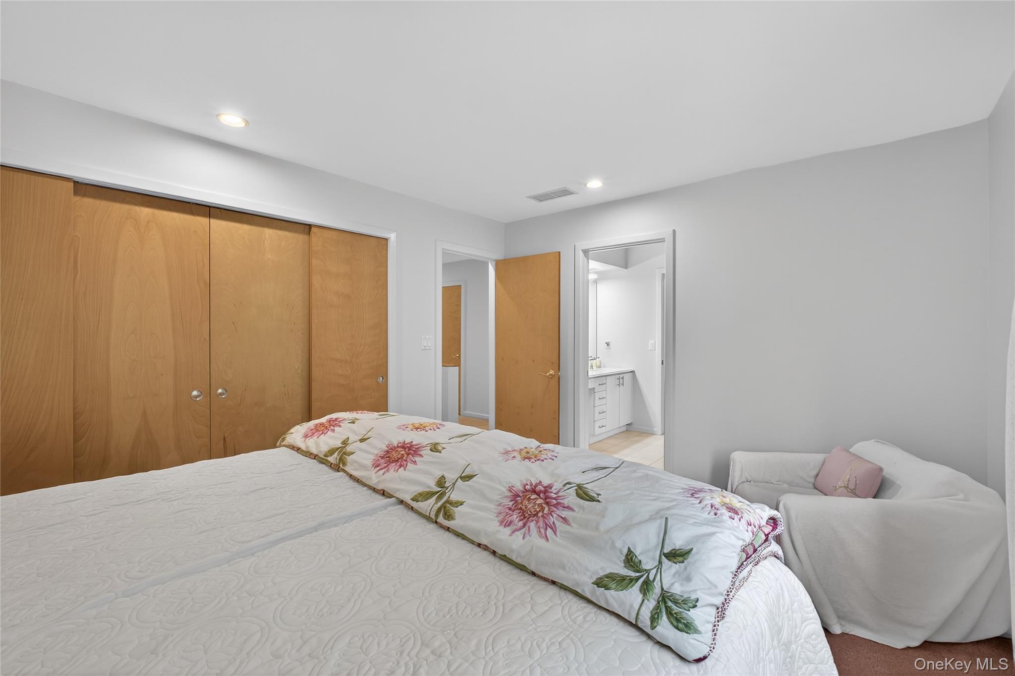 109 Sleight Plass Road, Poughkeepsie, NY 12603