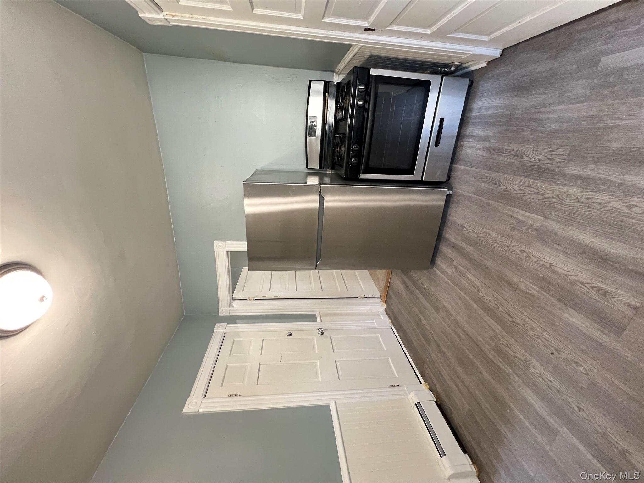 18 Franklin Street # 2, Poughkeepsie, NY 12601