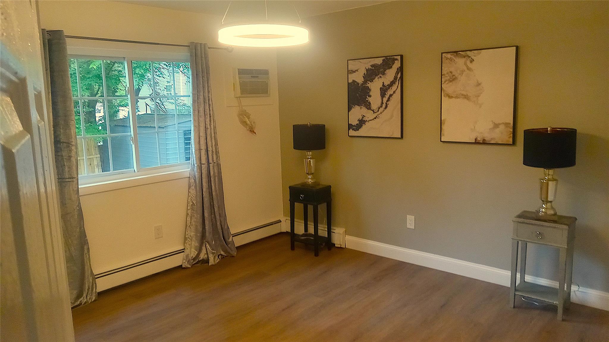 34 Park Lane, Medford, NY 11763