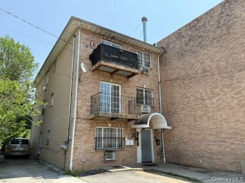 9317 197th Street, Hollis, NY 11423