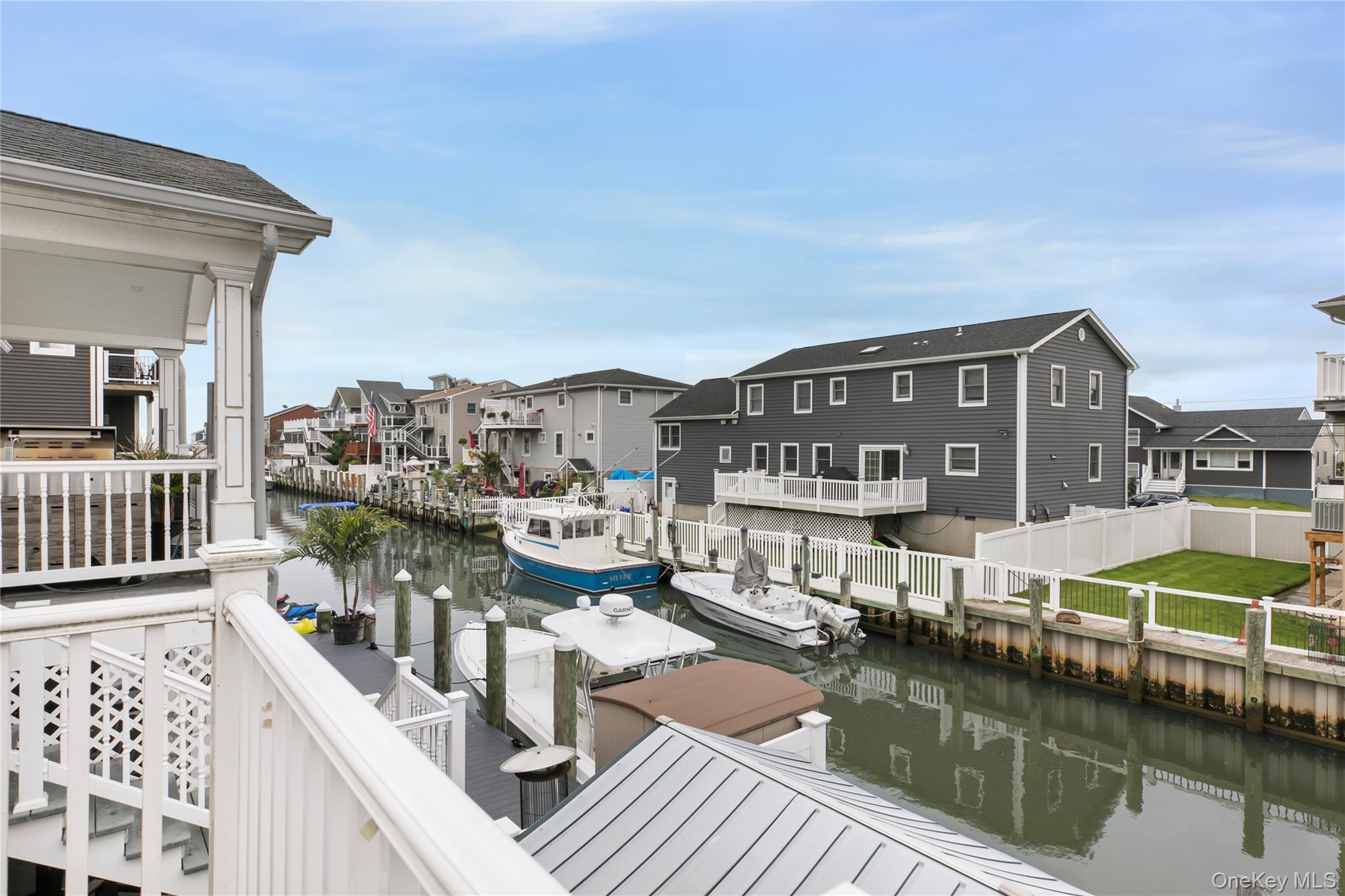 853 Arctic Street, Lindenhurst, NY 11757