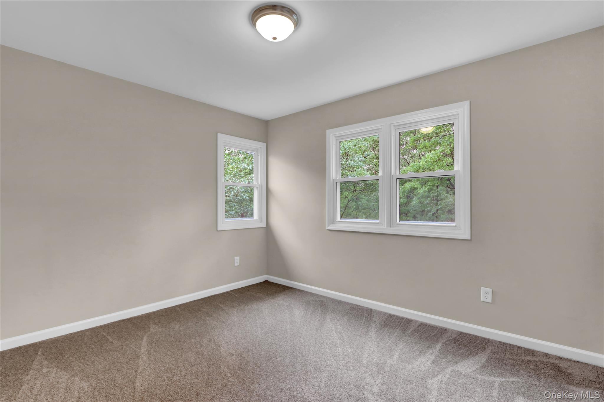 31 Teller Avenue, Coram, NY 11727