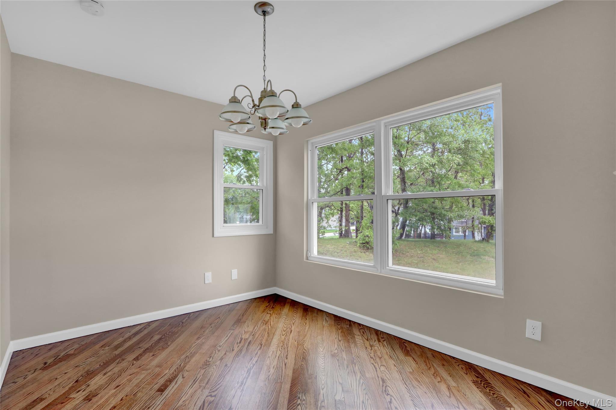 31 Teller Avenue, Coram, NY 11727