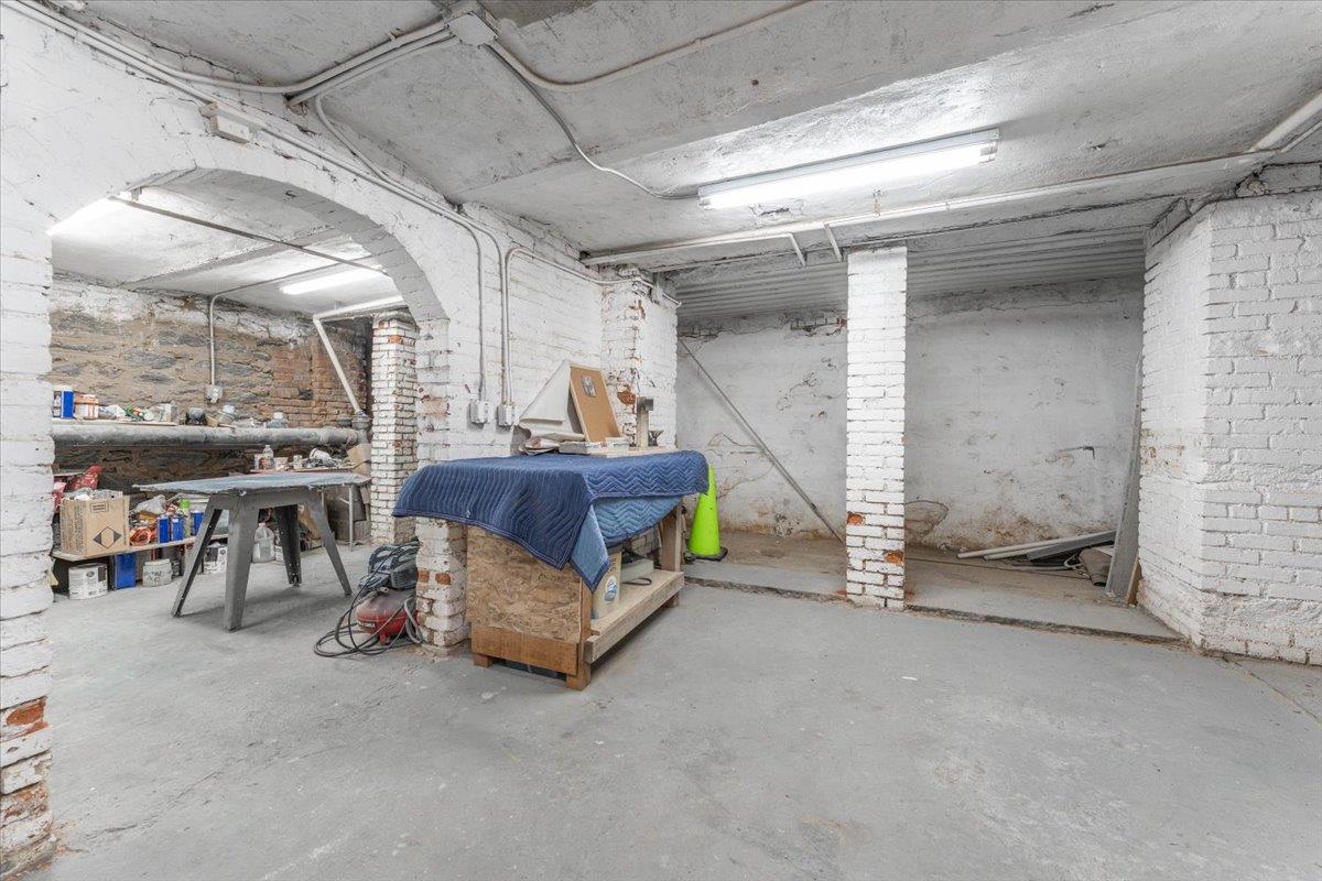 279 Pleasant Avenue # North Commercial, New York (Manhattan), NY 10029