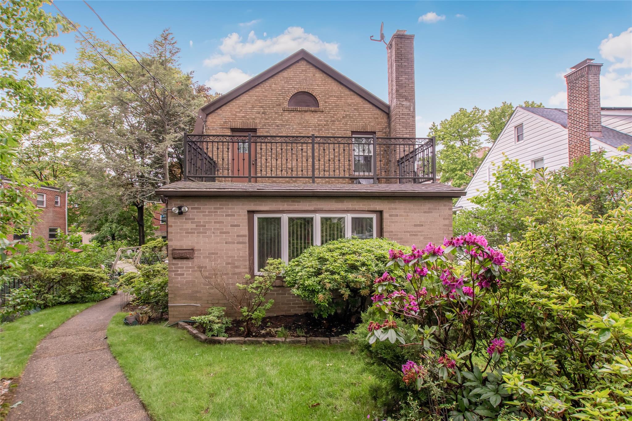 5611 Delafield Avenue, Bronx, NY 10471