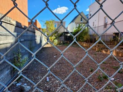 1828 Waterloo Place, Bronx, NY 10460