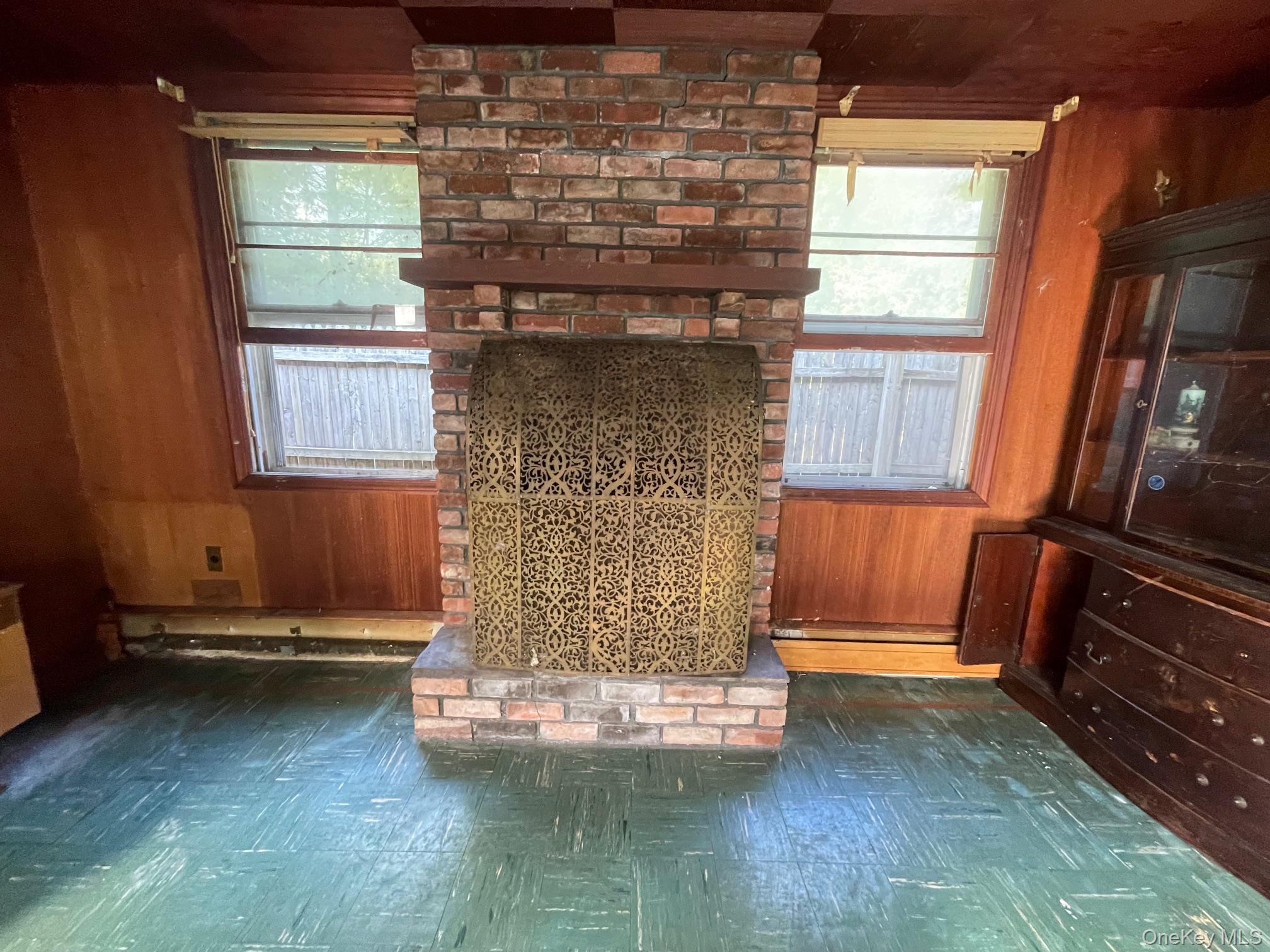 1750 Peconic Bay Boulevard, Laurel, NY 11948