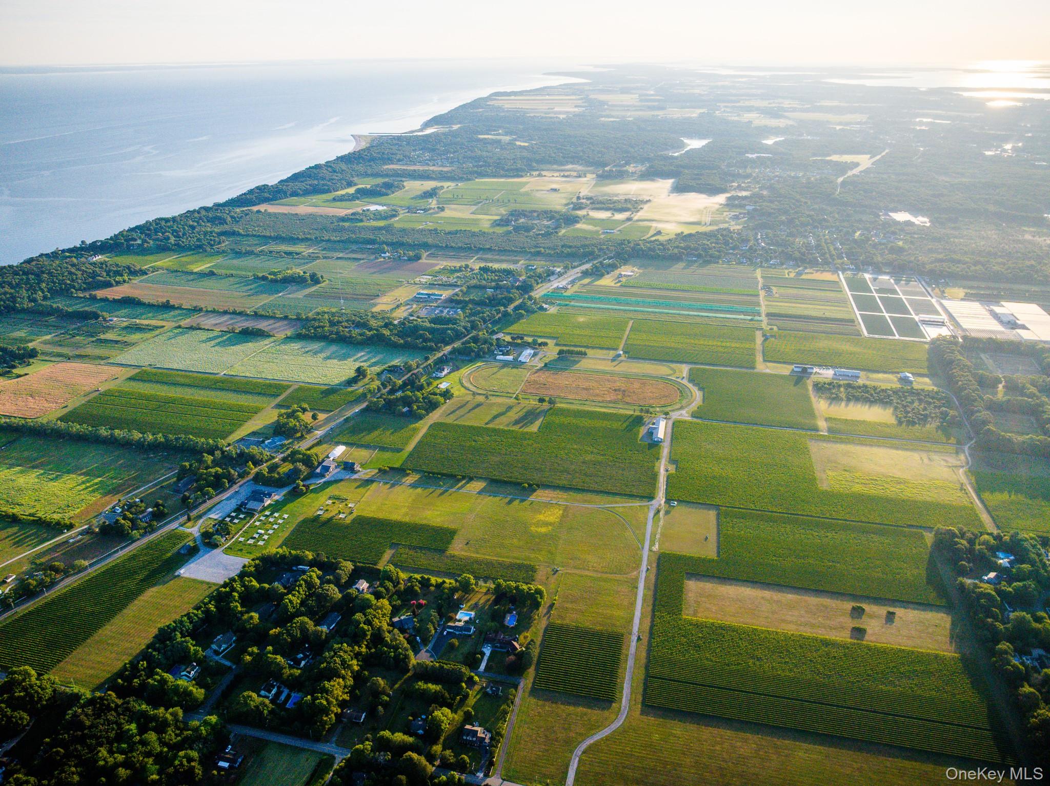 6133 Sound Avenue, Riverhead, NY 11901