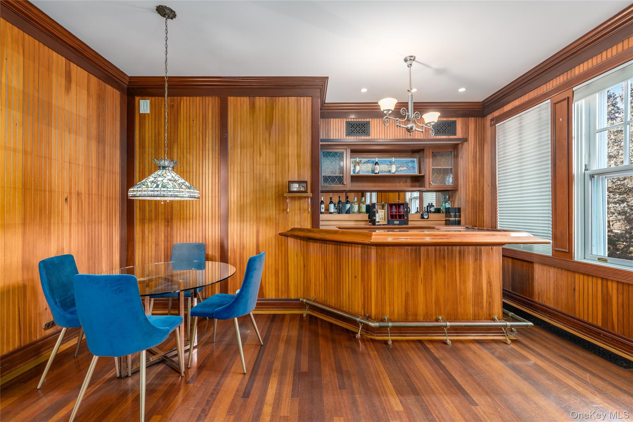 6133 Sound Avenue, Riverhead, NY 11901