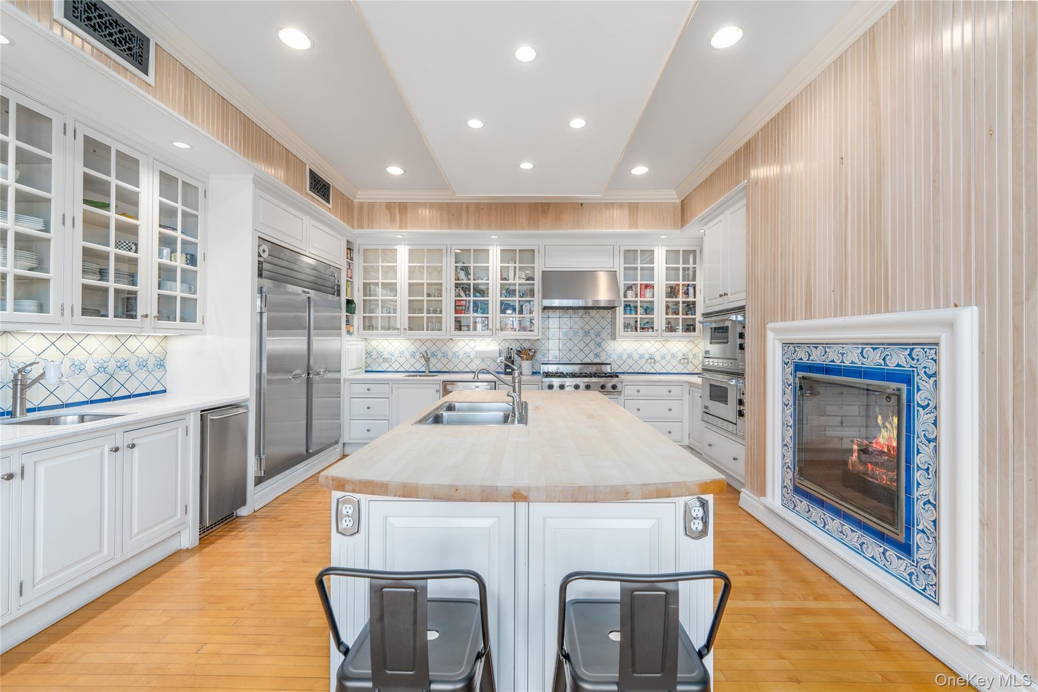 6133 Sound Avenue, Riverhead, NY 11901