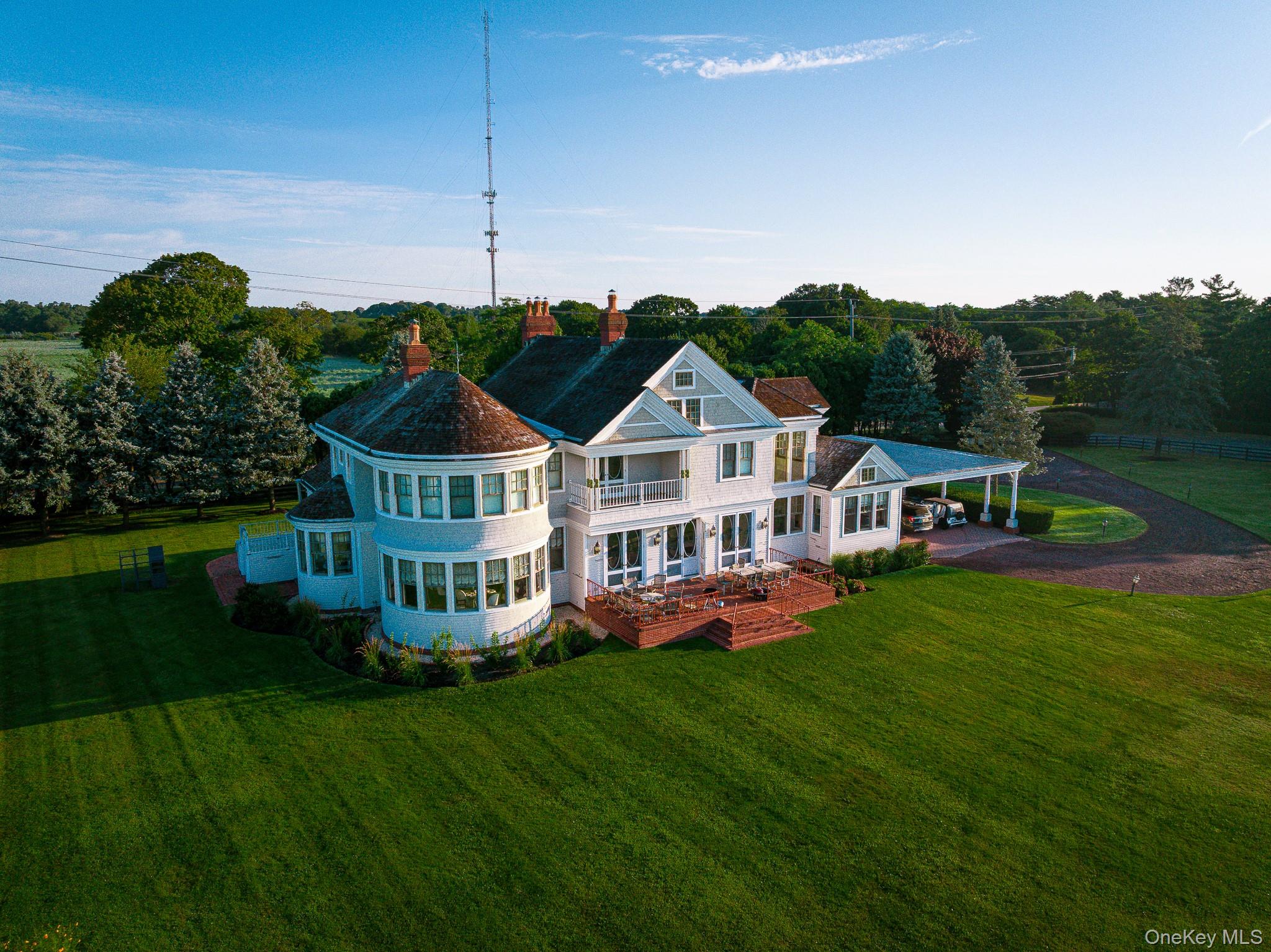 6133 Sound Avenue, Riverhead, NY 11901